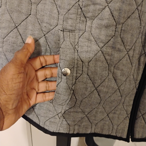 Croft & Barrow Quilted Woven Lined Vest,v2X - Picture 7 of 11